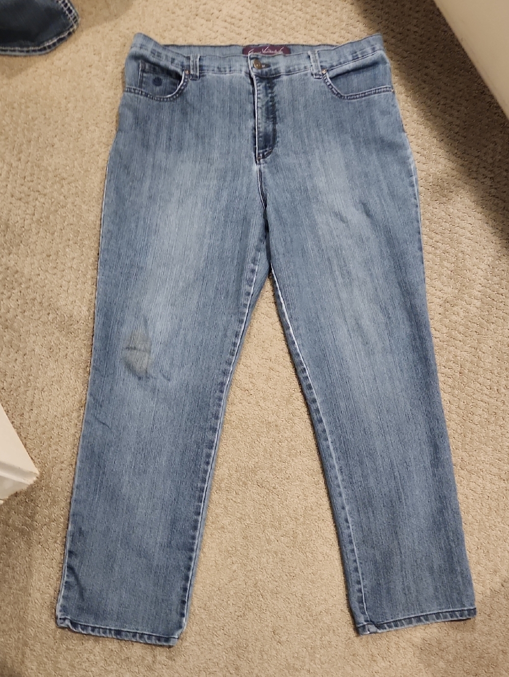 Gloria Vanderbilt Light Blue Straight Leg Jeans 14P